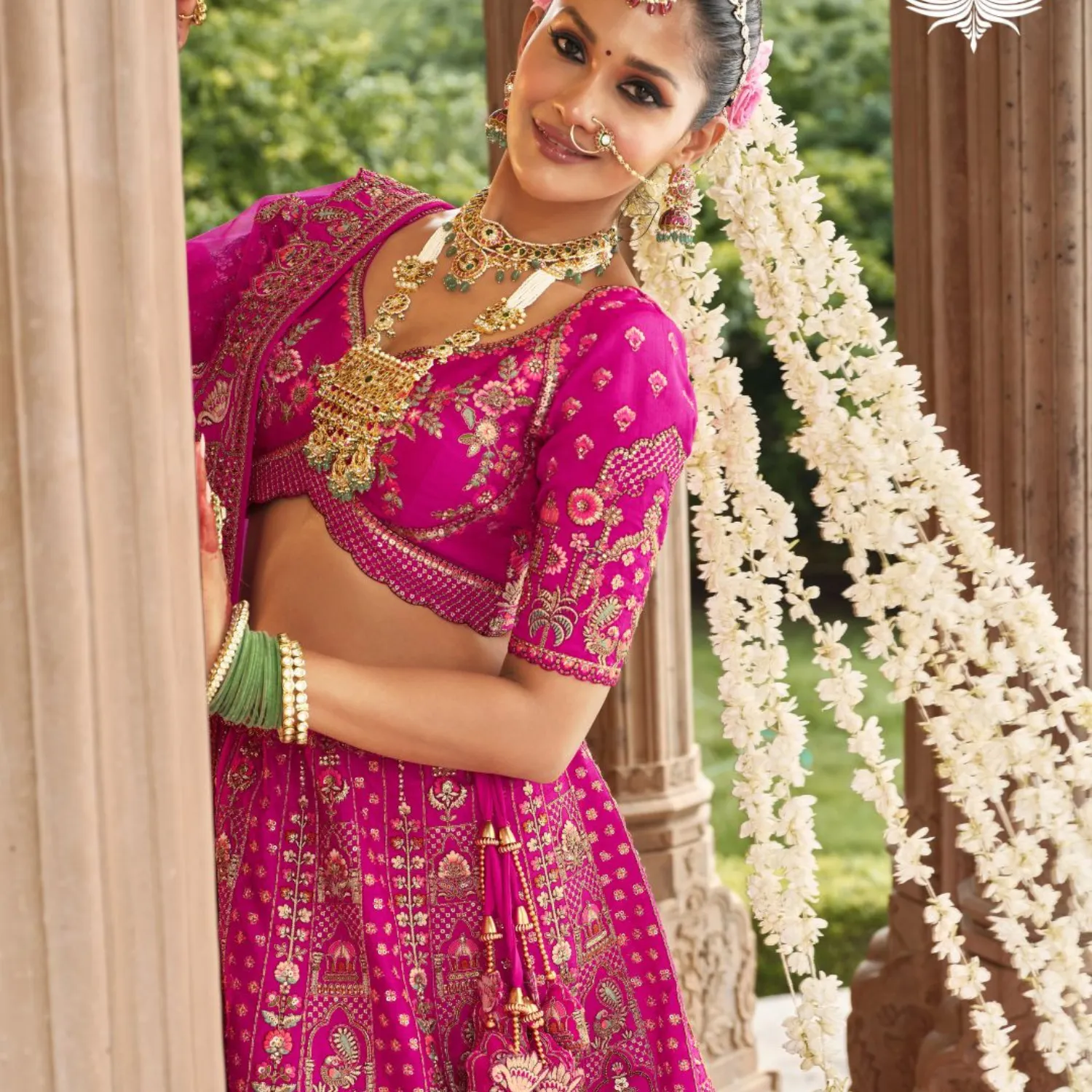 Preparing Your Bridal Trunk: Essential Checklist with Dulhan World’s Expertise